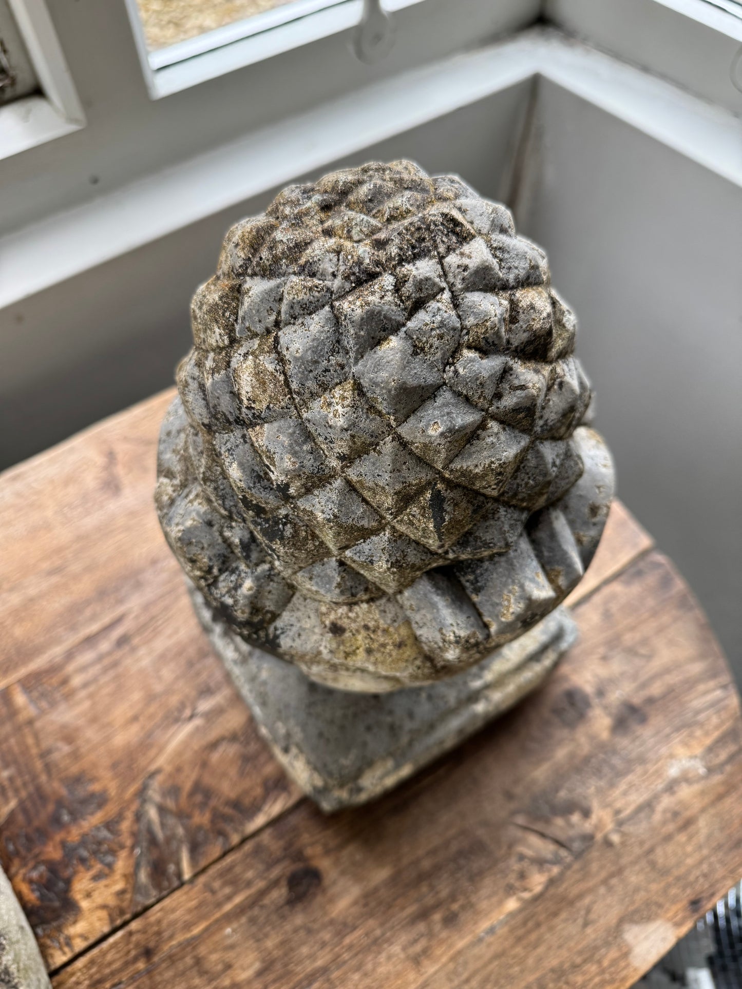 Classic Decorative Pair of Cast Stone Pineapple Pier Caps