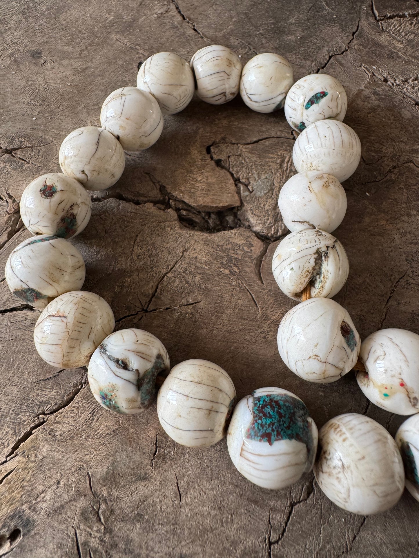Beautiful Vintage Inlaid Naga Conch Shell Beads