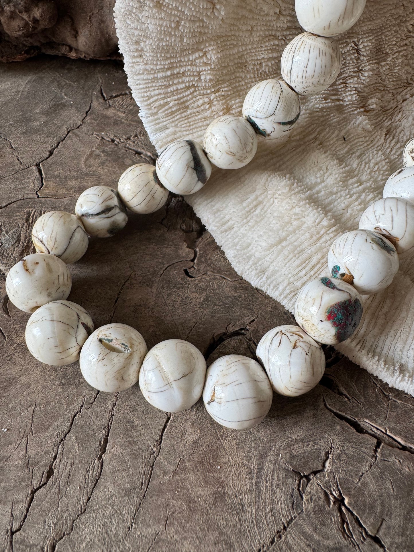 Beautiful Vintage Inlaid Naga Conch Shell Beads