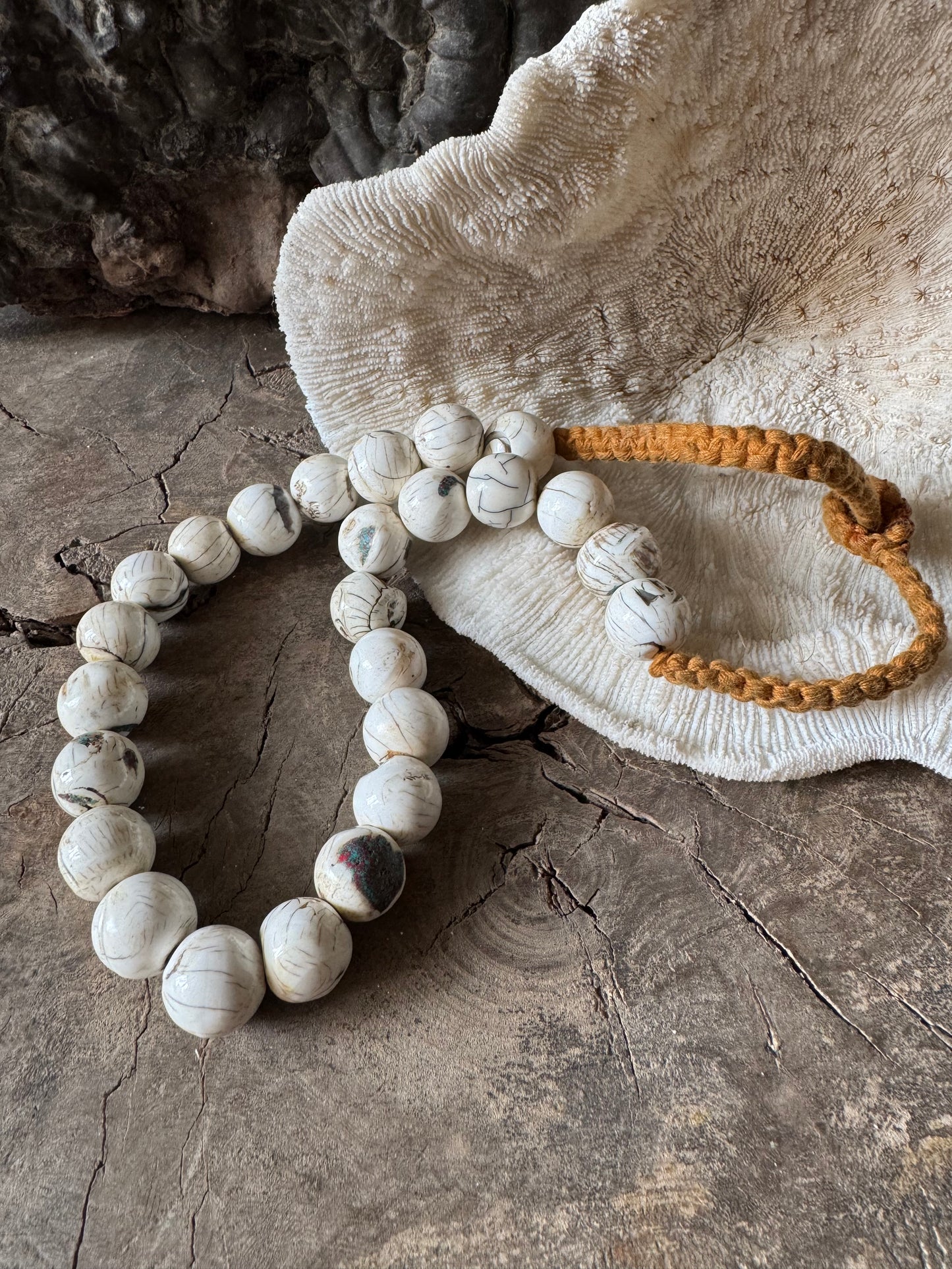 Beautiful Vintage Inlaid Naga Conch Shell Beads
