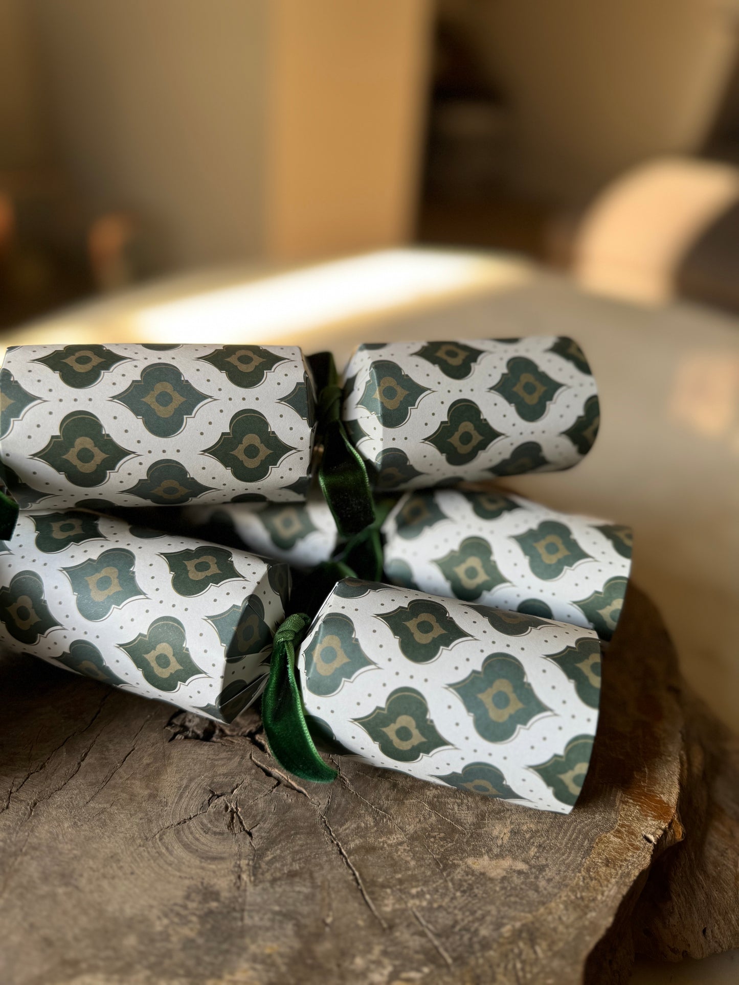 6 Plastic Free Forest Green Christmas Crackers