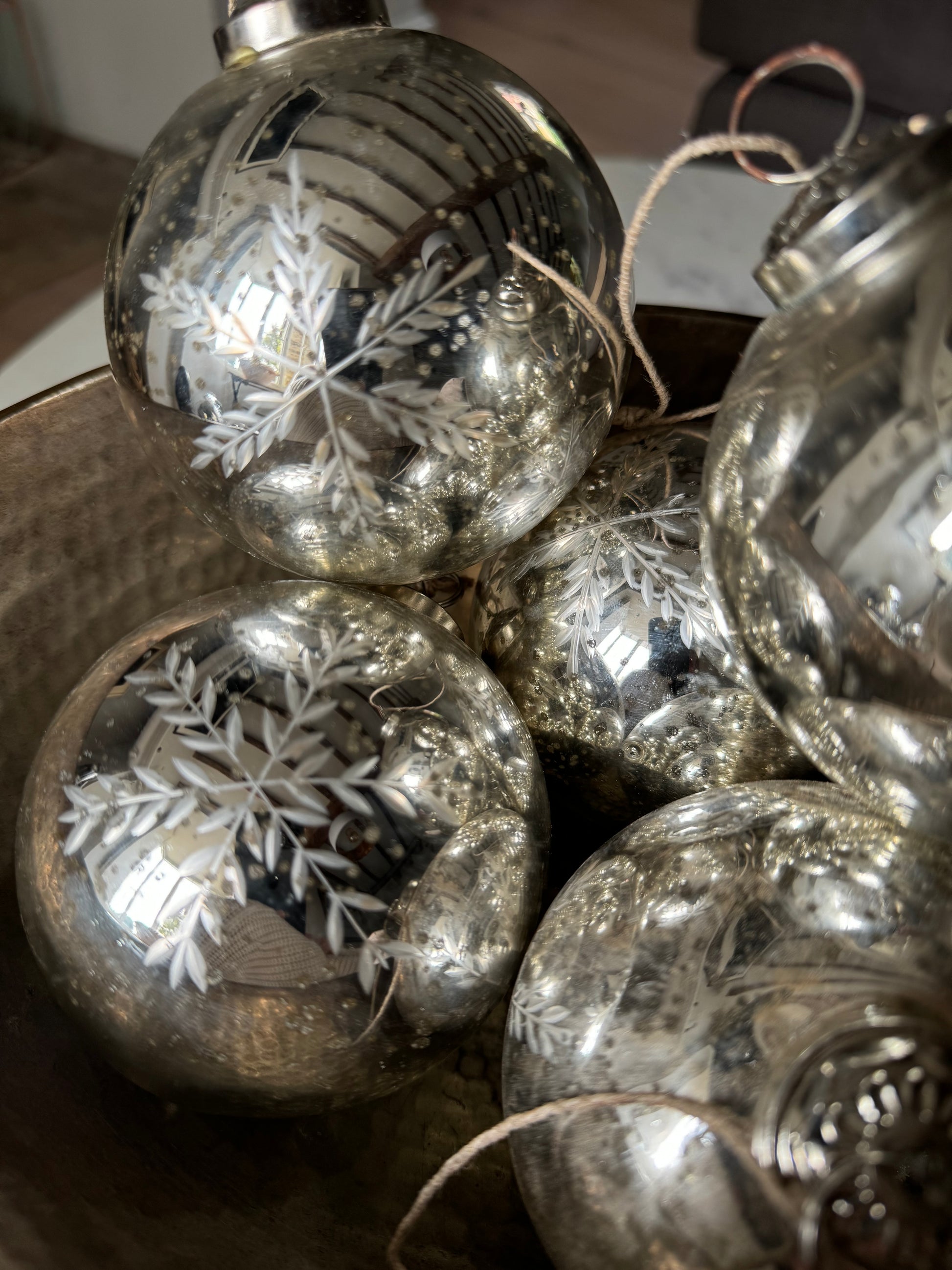 Large Etched Silver Snowflake Glass Bauble