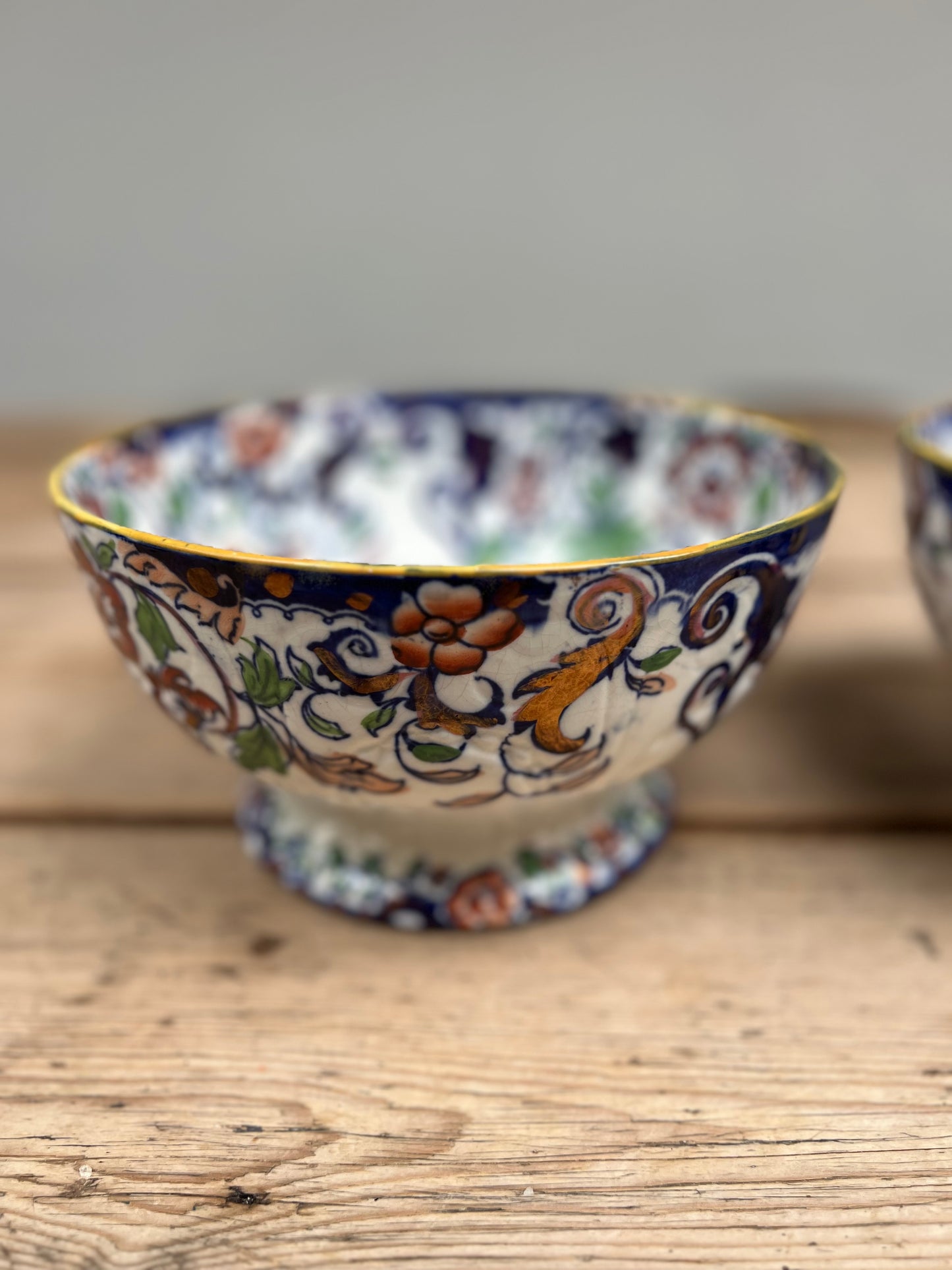 Pair Of Late 18th Century Amherst Japan Ironstone Footed Bowls