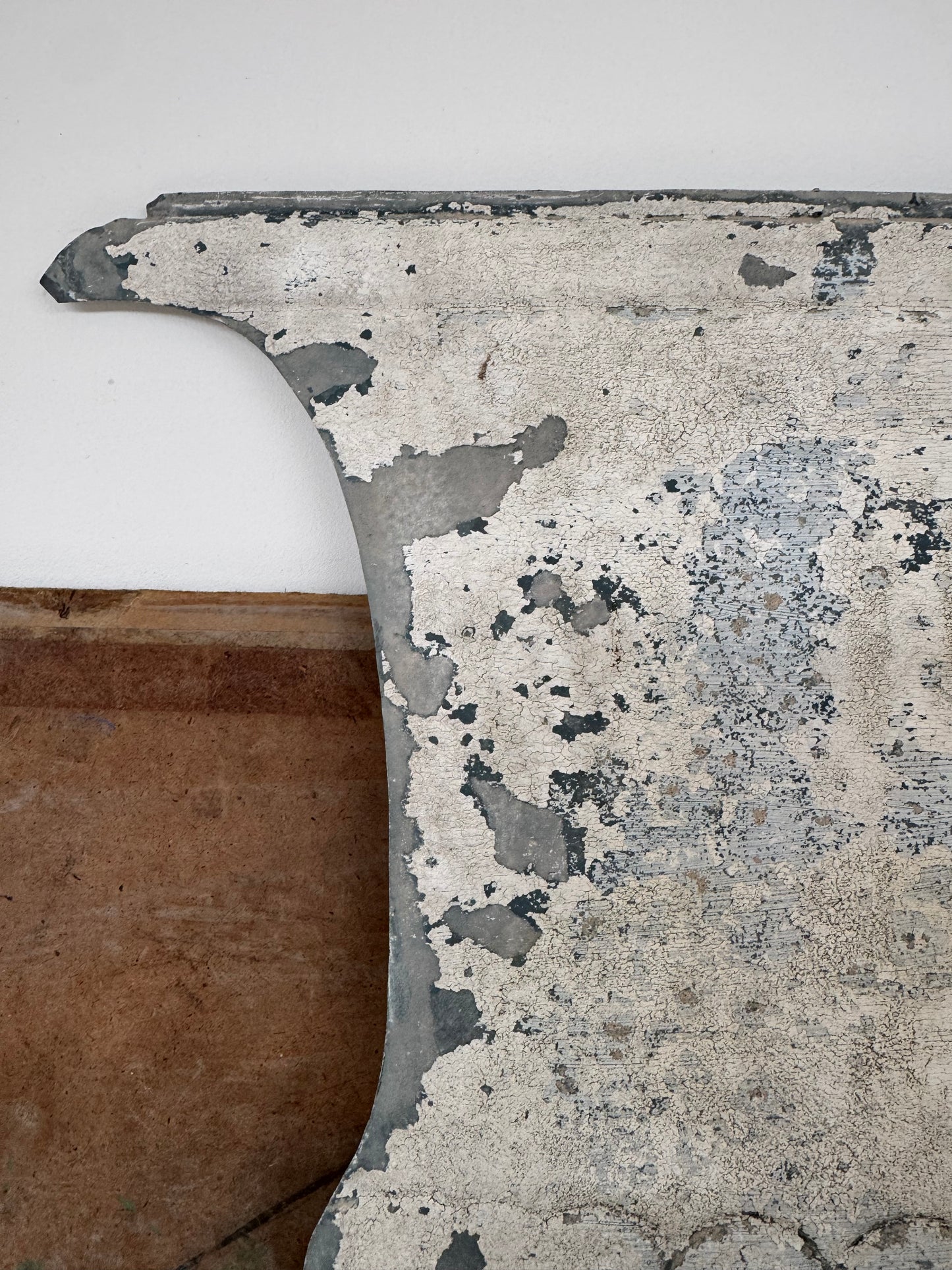 Vintage French Urn Sign