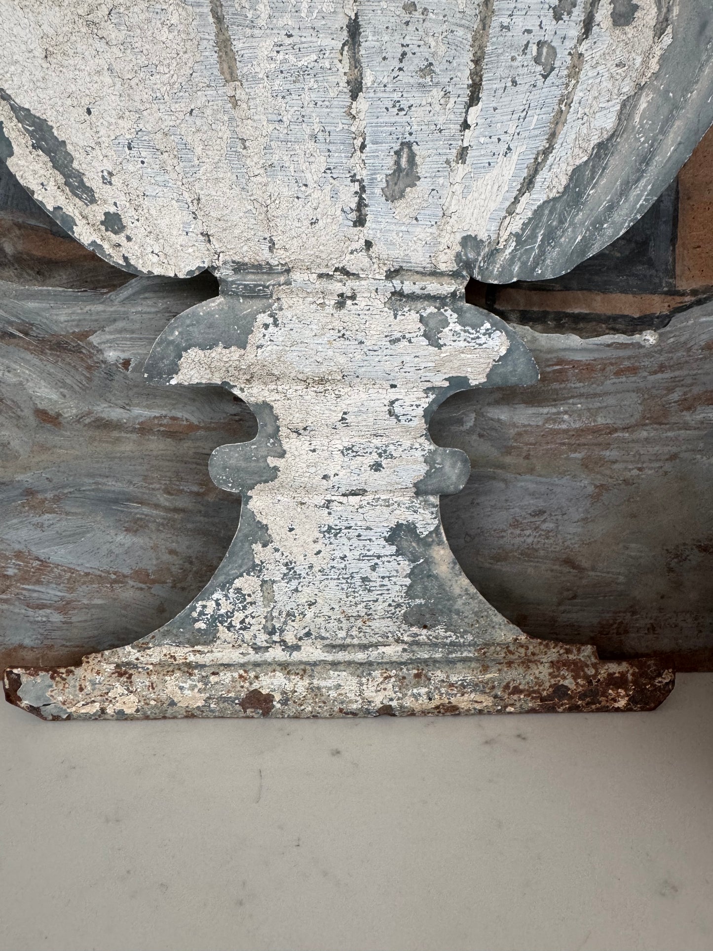 Vintage French Urn Sign