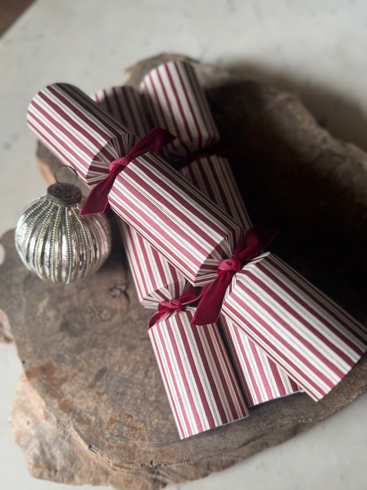 6 Plastic Free Striped Christmas Crackers