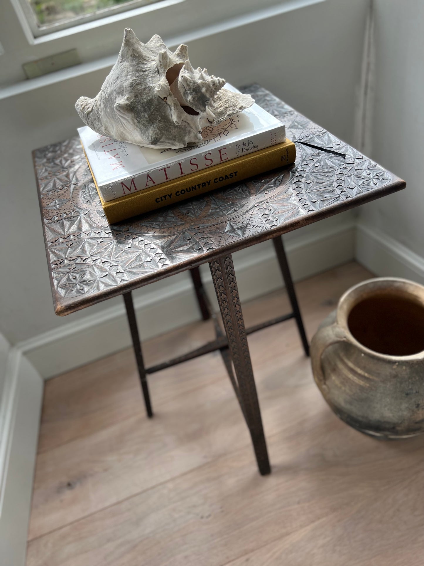 Beautifully Carved Oak Arts & Crafts Collapsable Side Table