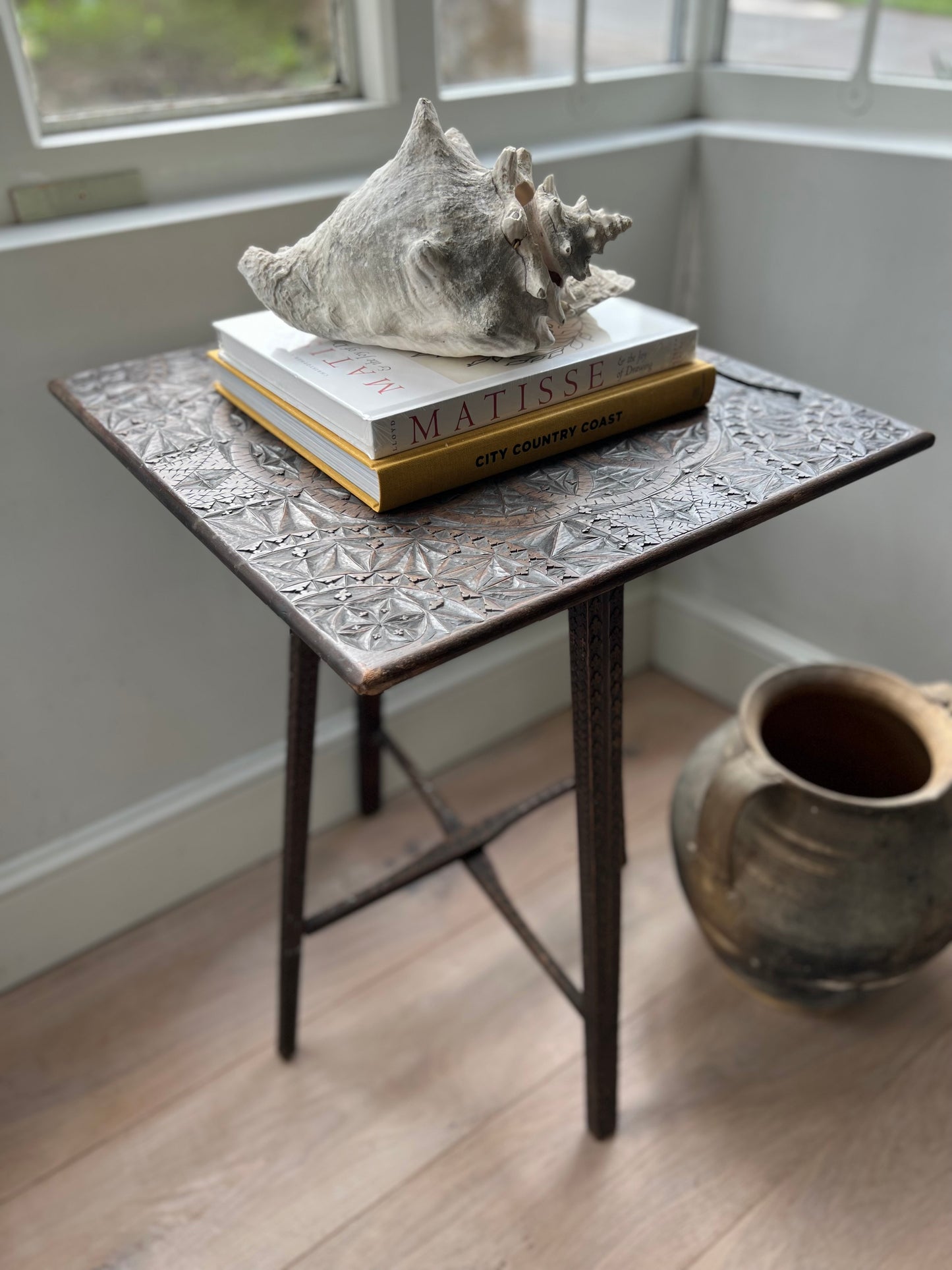 Beautifully Carved Oak Arts & Crafts Collapsable Side Table